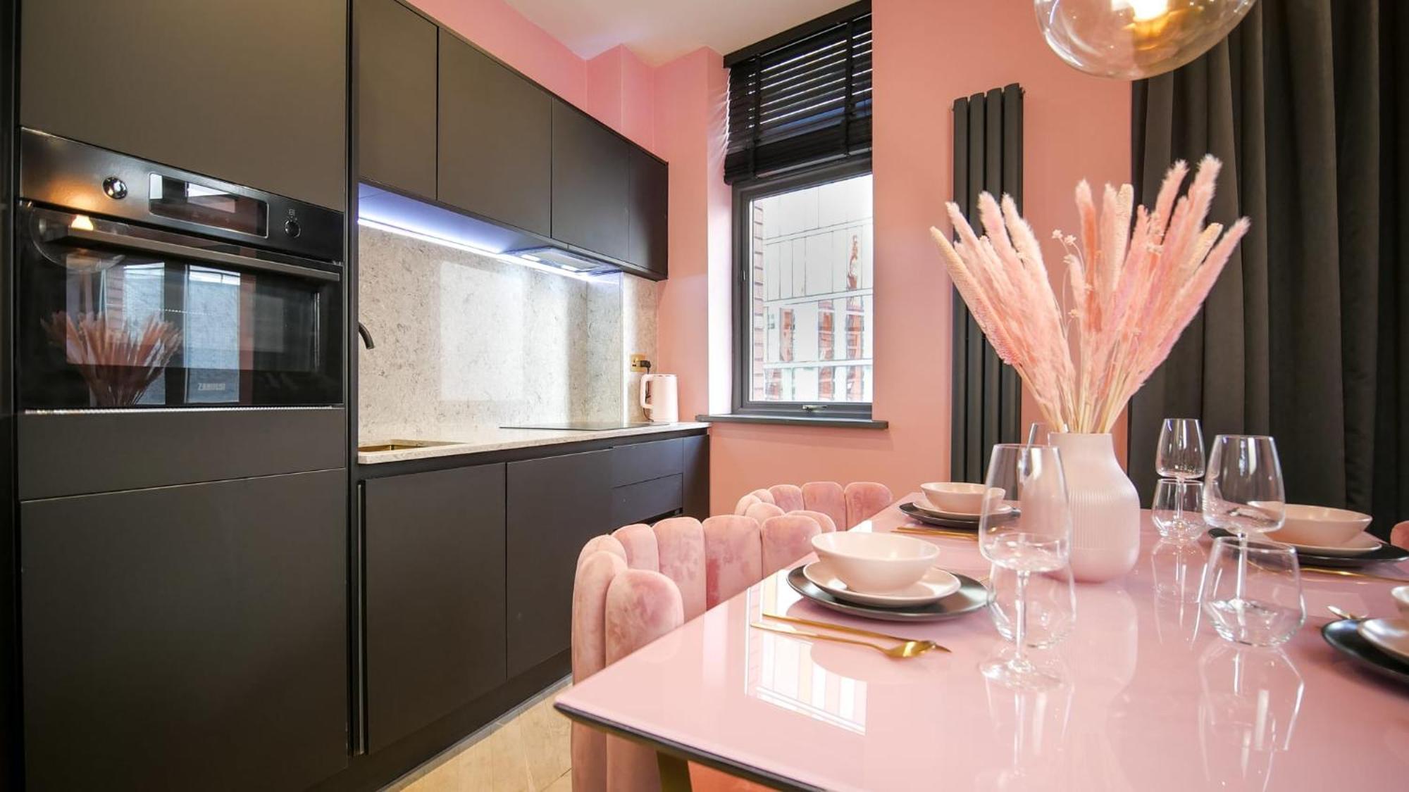 Malva At The Heim Residences